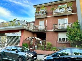 Trilocale via Giorgio Castelli 5, Bovisa, Milano
