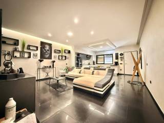 Salone