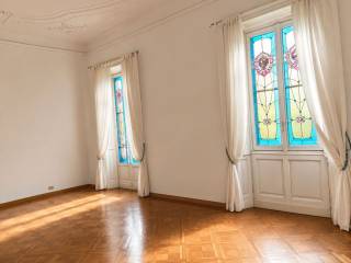 Quadrilocale viale Beatrice d'Este 9, Quadronno - Crocetta, Milano