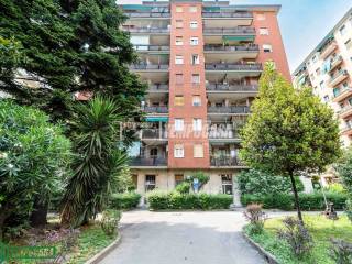 Bilocale via Padova 217, Crescenzago, Milano