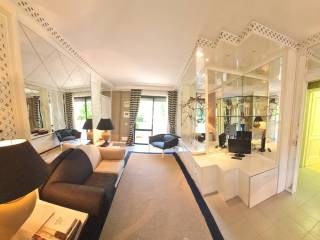 Salone