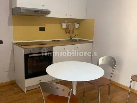 Stanze singole e doppie in Centro, foto 3 di 11