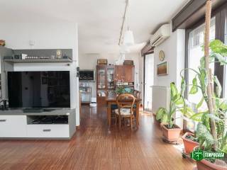 Quadrilocale via Leone da Perego 5, Niguarda, Milano