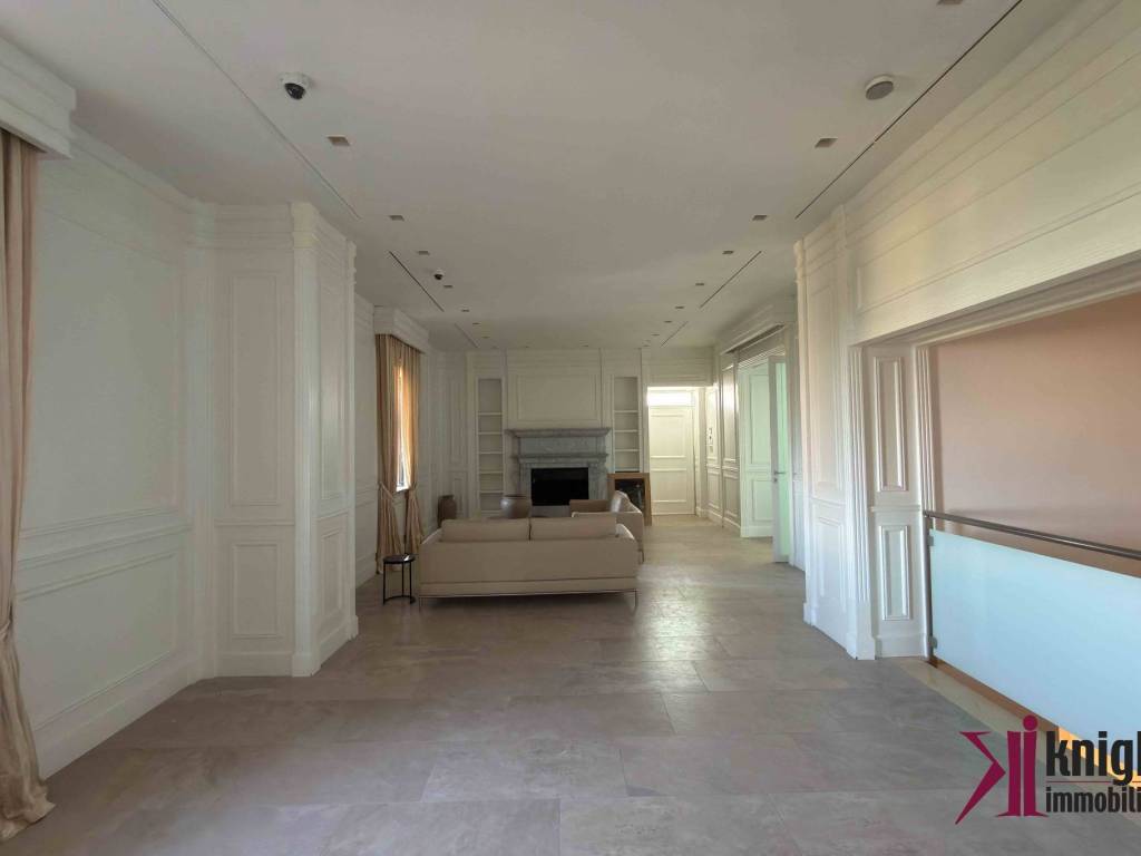 Salone