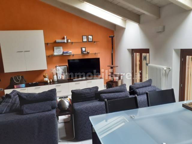 Salone