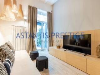 Trilocale via Milazzo, Moscova, Milano