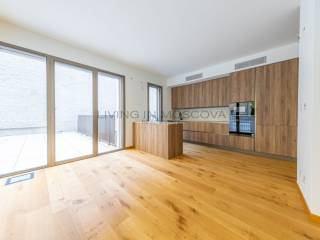 Trilocale via Varese 10, Moscova, Milano
