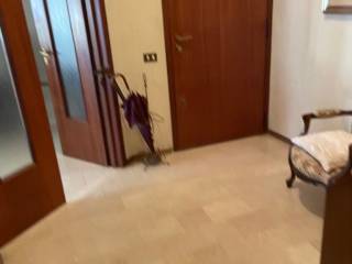 Quadrilocale viale Legioni Romane 44, Bande Nere, Milano