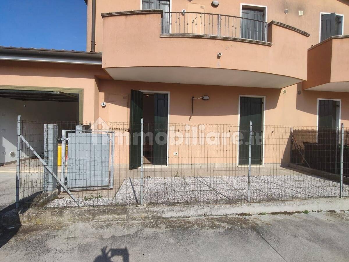 Appartamento in vendita a Rosolina