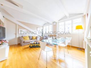 Bilocale via Solferino 34, Moscova, Milano