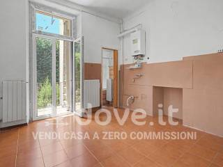 Bilocale via Asiago 4, Gorla, Milano