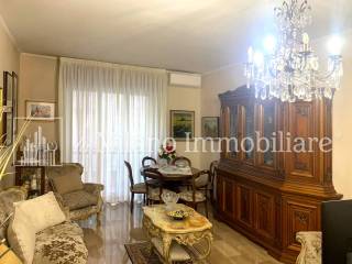 Trilocale via Cannero 18, Dergano, Milano