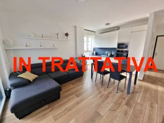 Trilocale via Savona 122, Giambellino, Milano