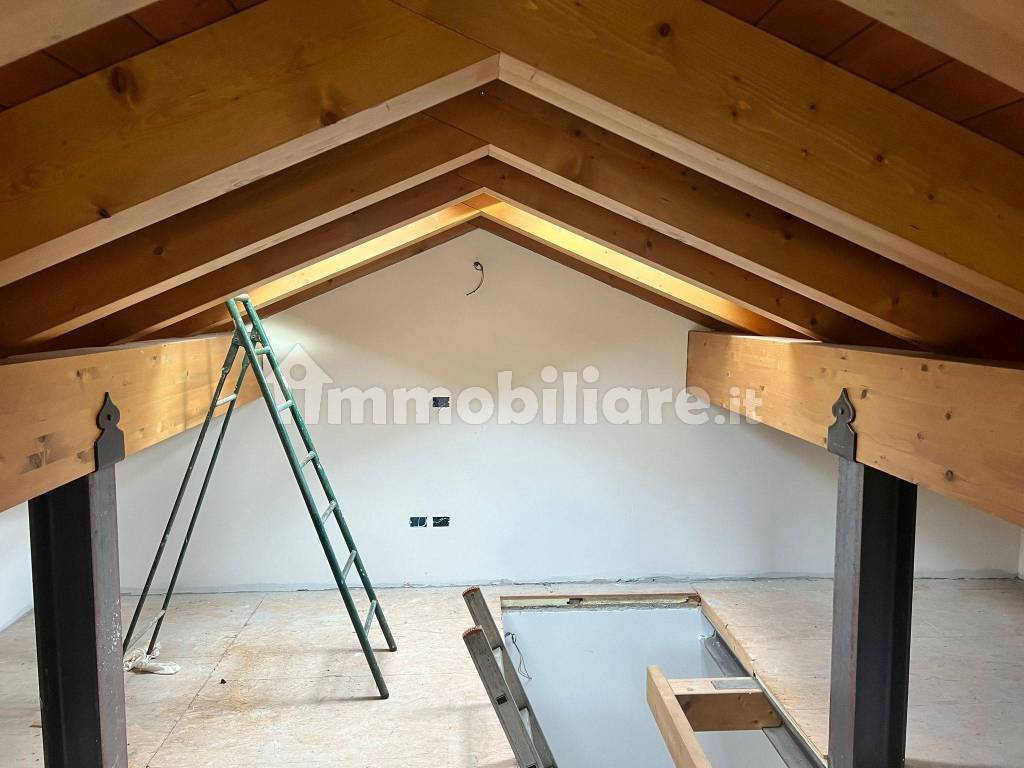 Altro