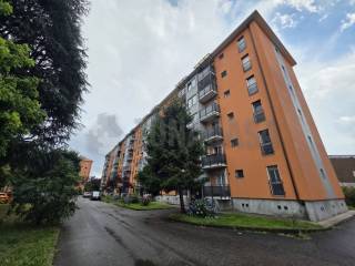 Bilocale via Ugo Betti, Gallaratese, Milano