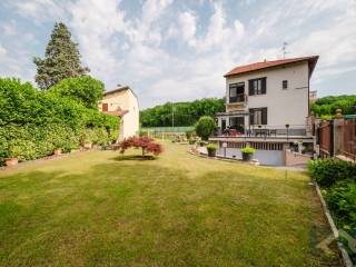 Villa unifamiliare via Novara 363, Quinto Romano, Milano