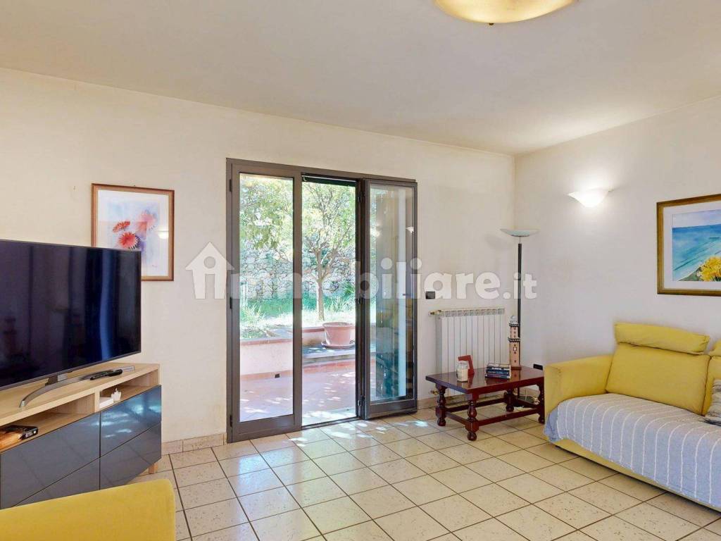 Salone