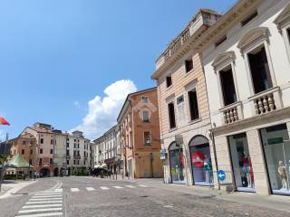 Zona