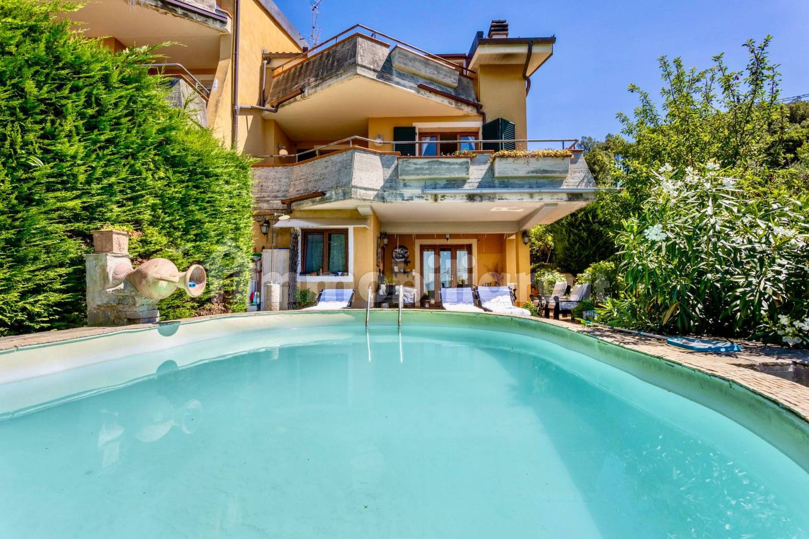 Villa in vendita a Reggello