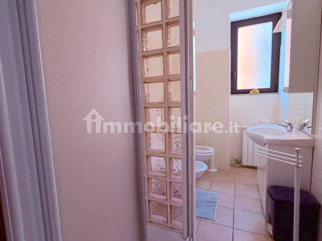 Stanze doppie e singole in Madonna di Campagna, foto 15 di 29