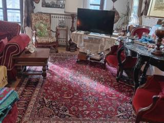 Salone