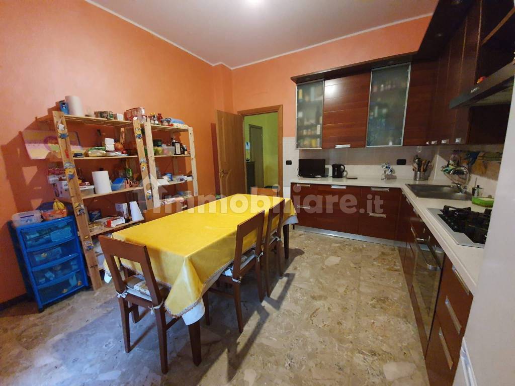 Stanza singola in Parella, foto 9 di 10