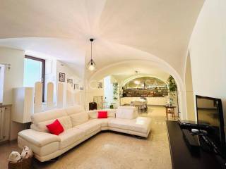 Salone