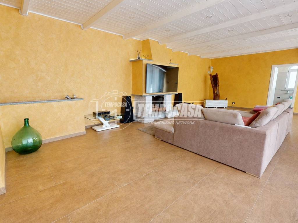 Salone