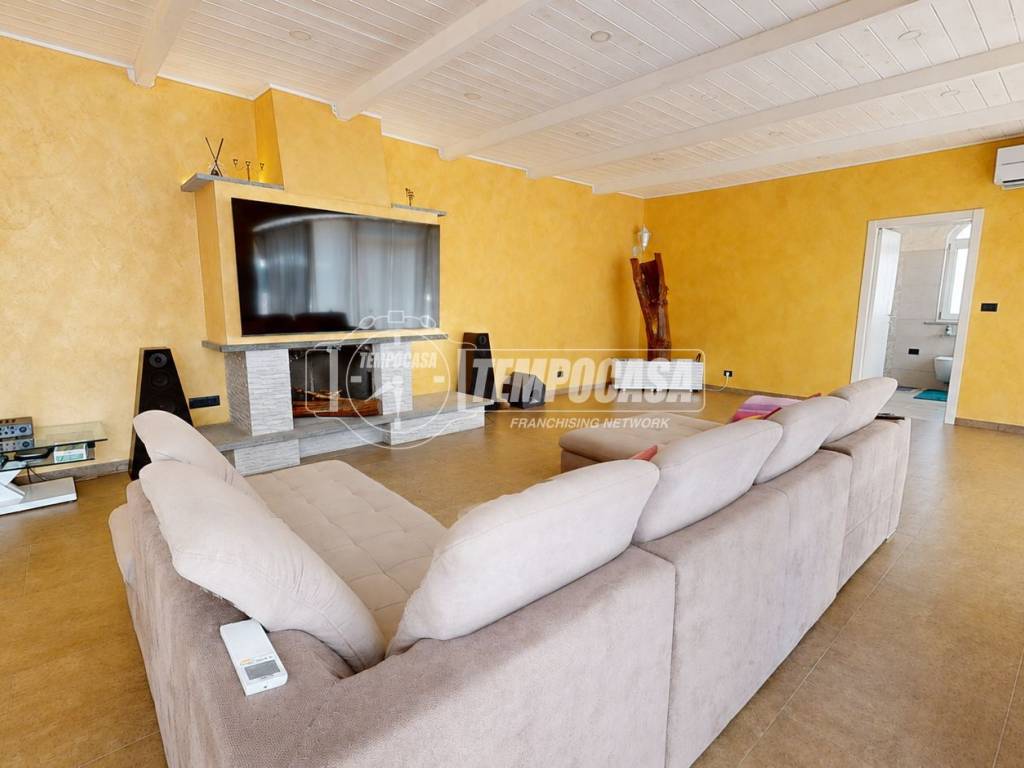 Salone