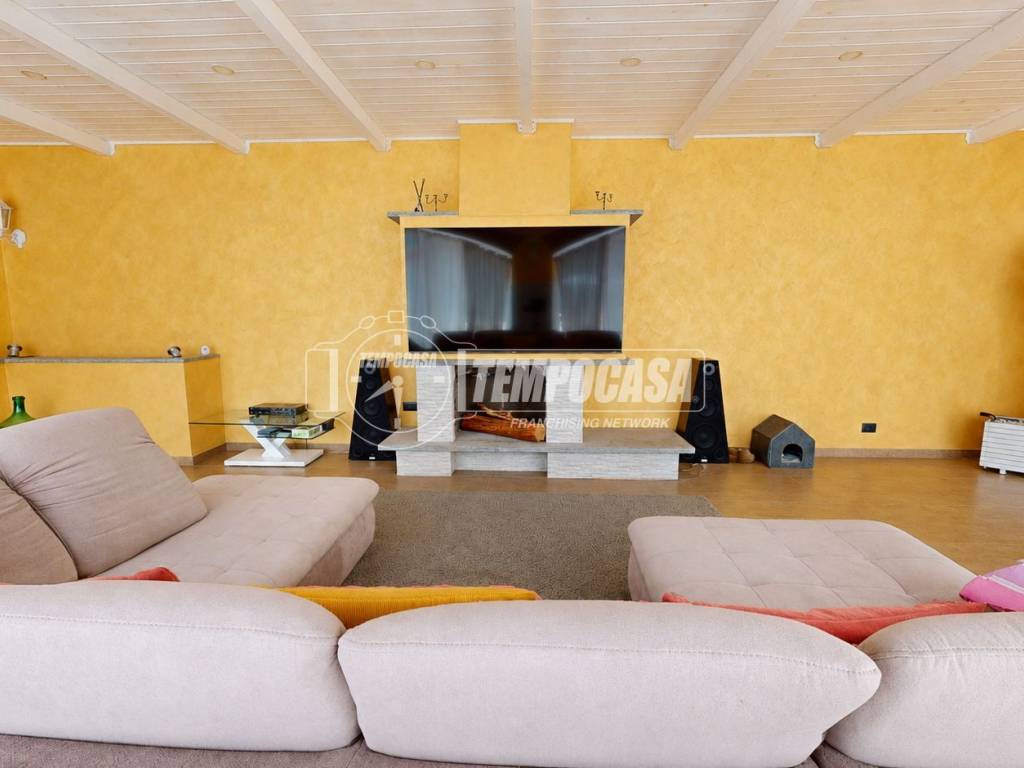 Salone