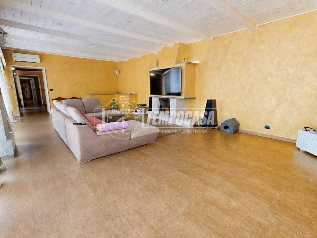 Salone
