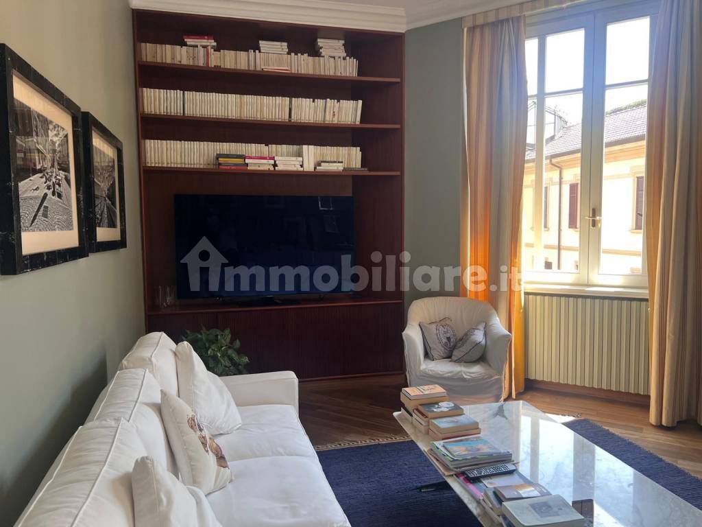 Salone