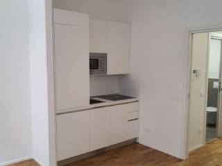 Bilocale via Bernardino Verro 6, Pezzotti - Meda, Milano
