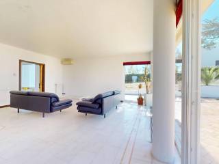 Salone