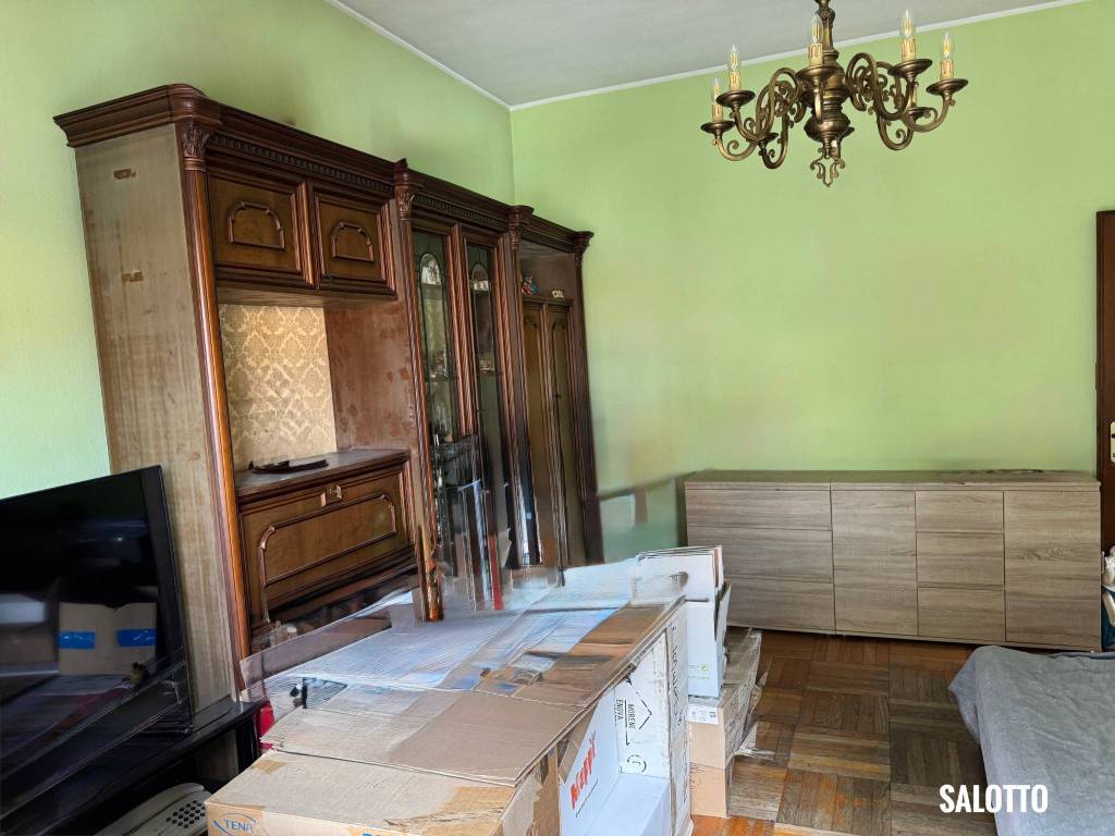 Salone