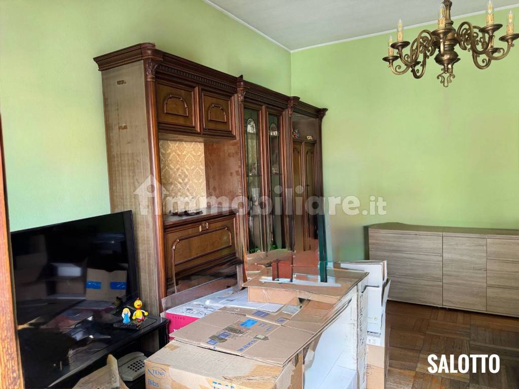 Salone