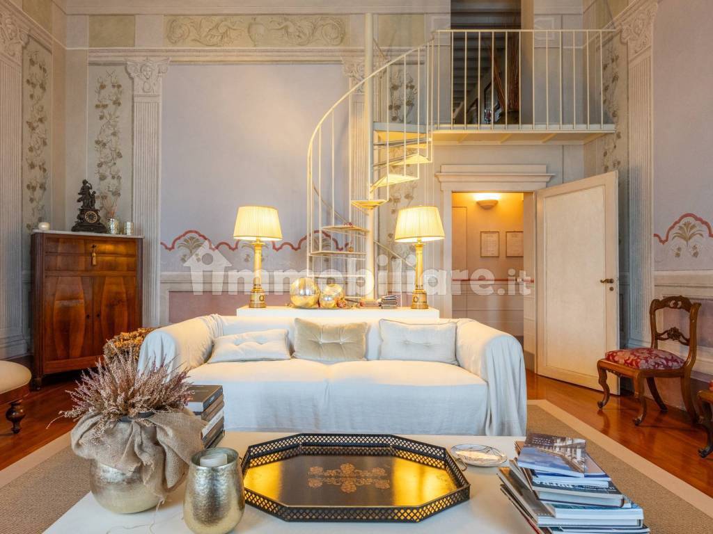 Salone