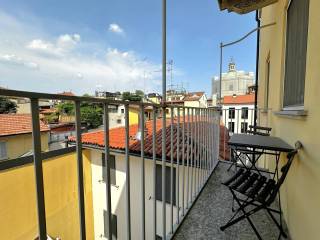Bilocale via dei Fabbri, Carrobbio, Milano