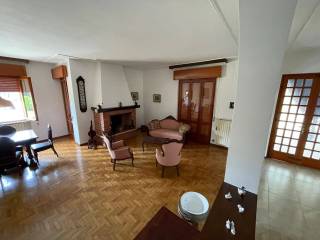 Salone