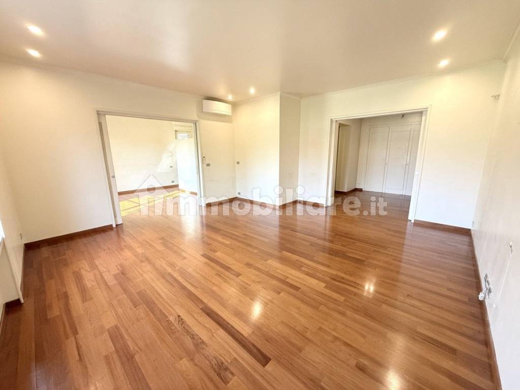 Appartamento in Crocetta, foto 2 di 32