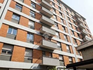 Bilocale via Melzo 6, Porta Venezia, Milano