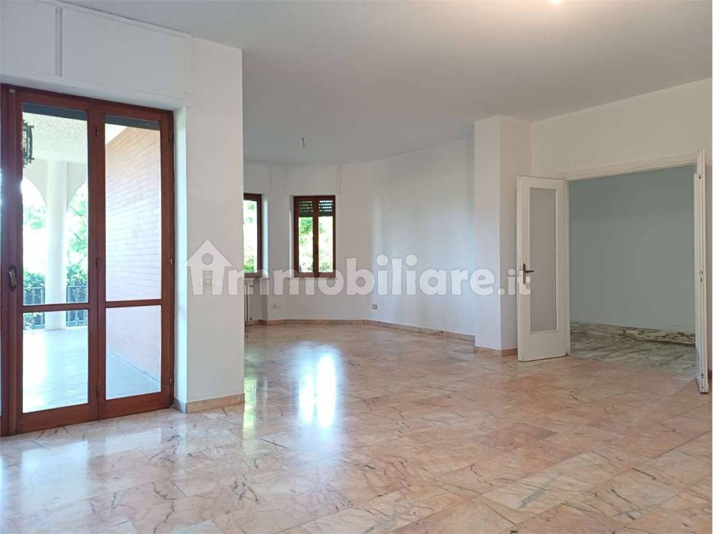 Salone