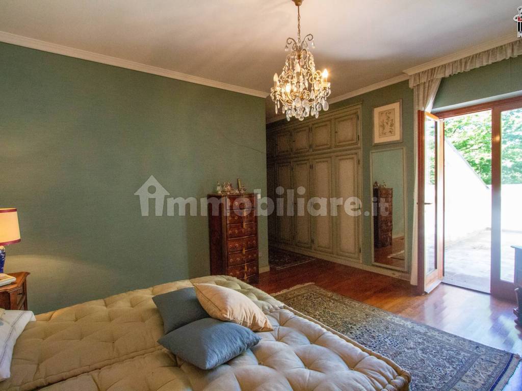 Salone