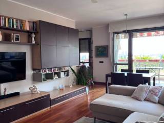 Trilocale via Don Francesco Beniamino della Torre 4, Quarto Oggiaro, Milano