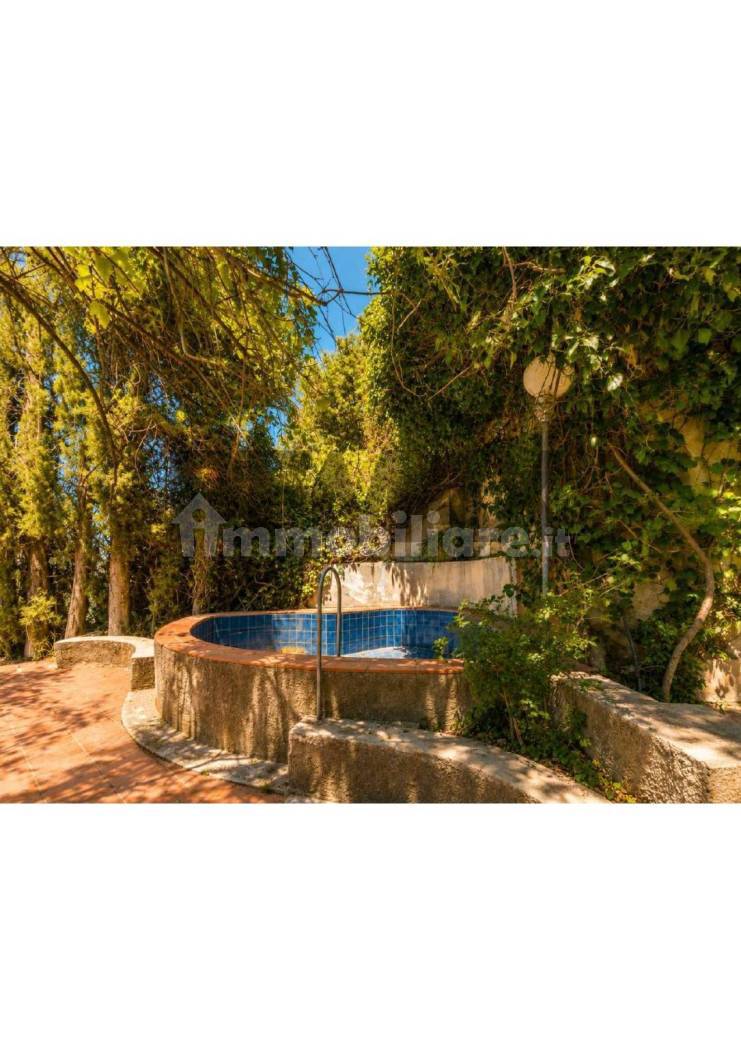 Villa in vendita a Sant'Agata di Militello