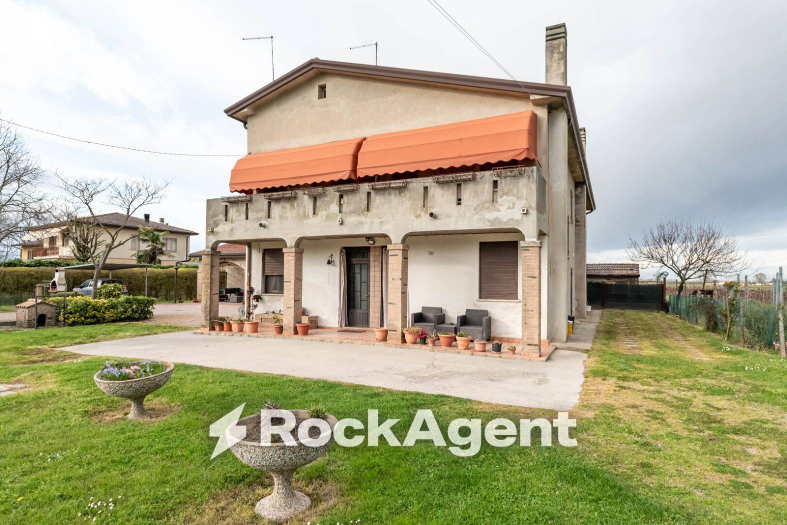 Casa indipendente in vendita a Correzzola