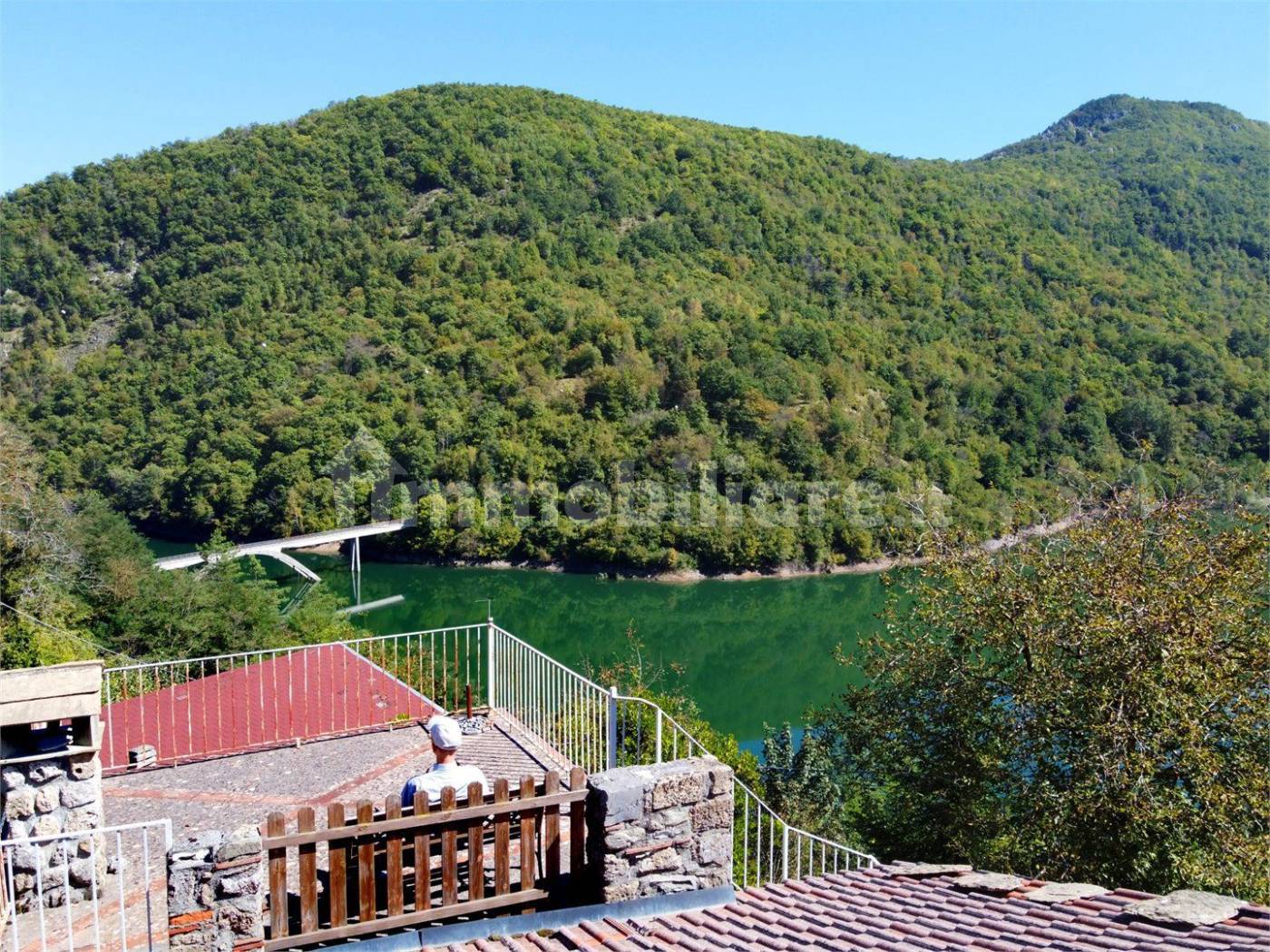 Casa indipendente in vendita a Vagli Sotto