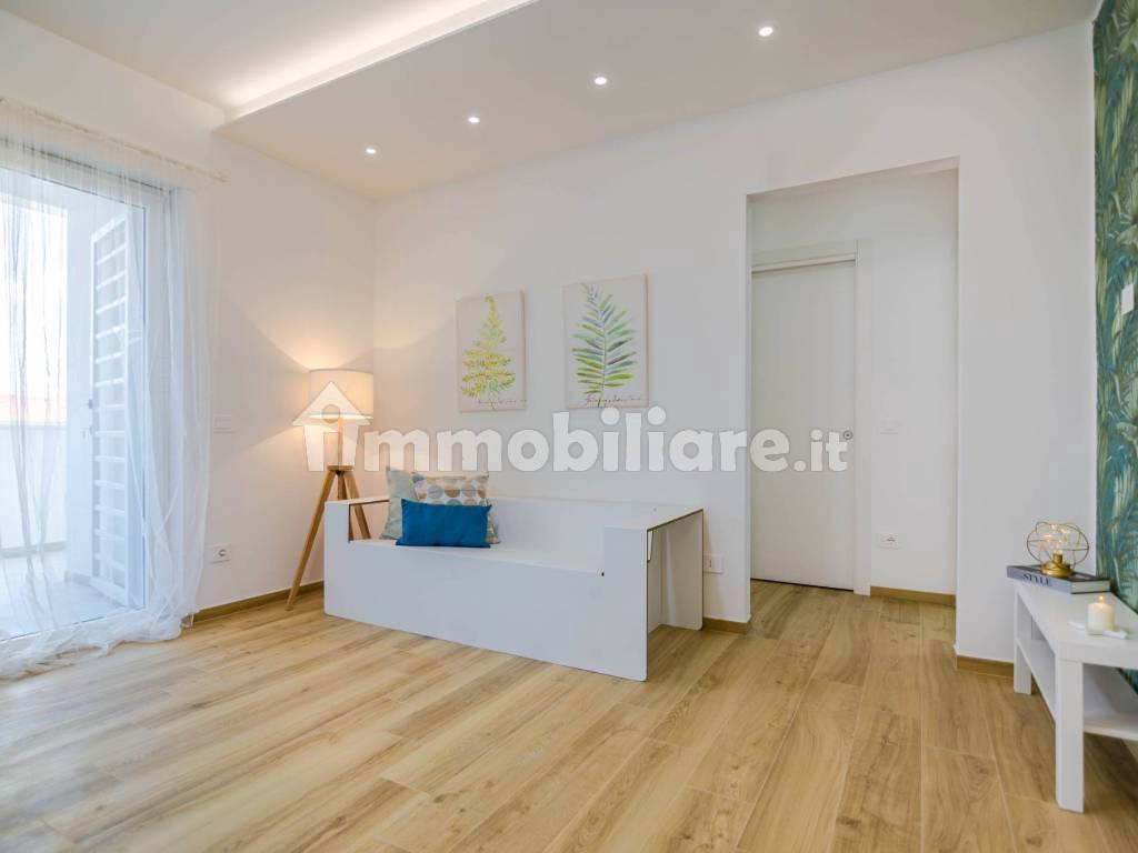 Salone