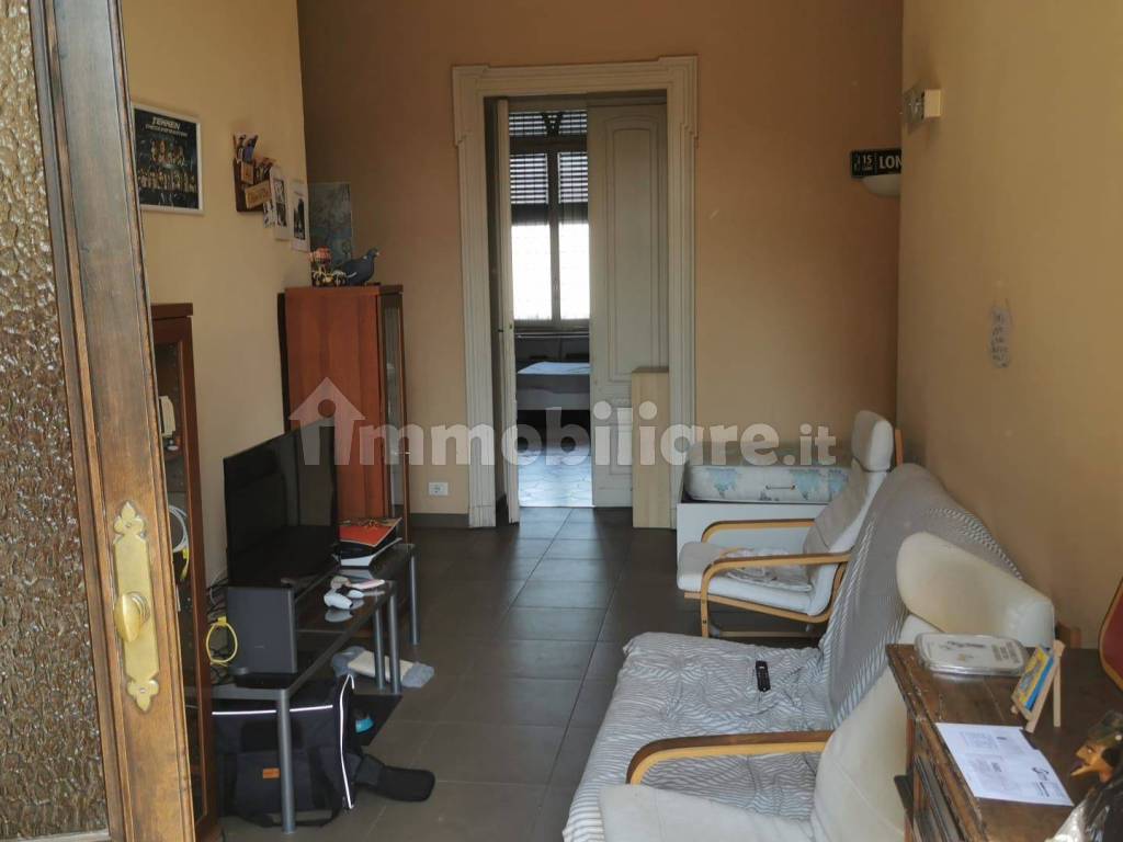 Stanza singola in San Salvario, foto 4 di 6