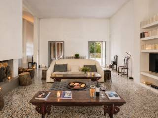 Salone